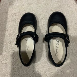 Girls tap shoes